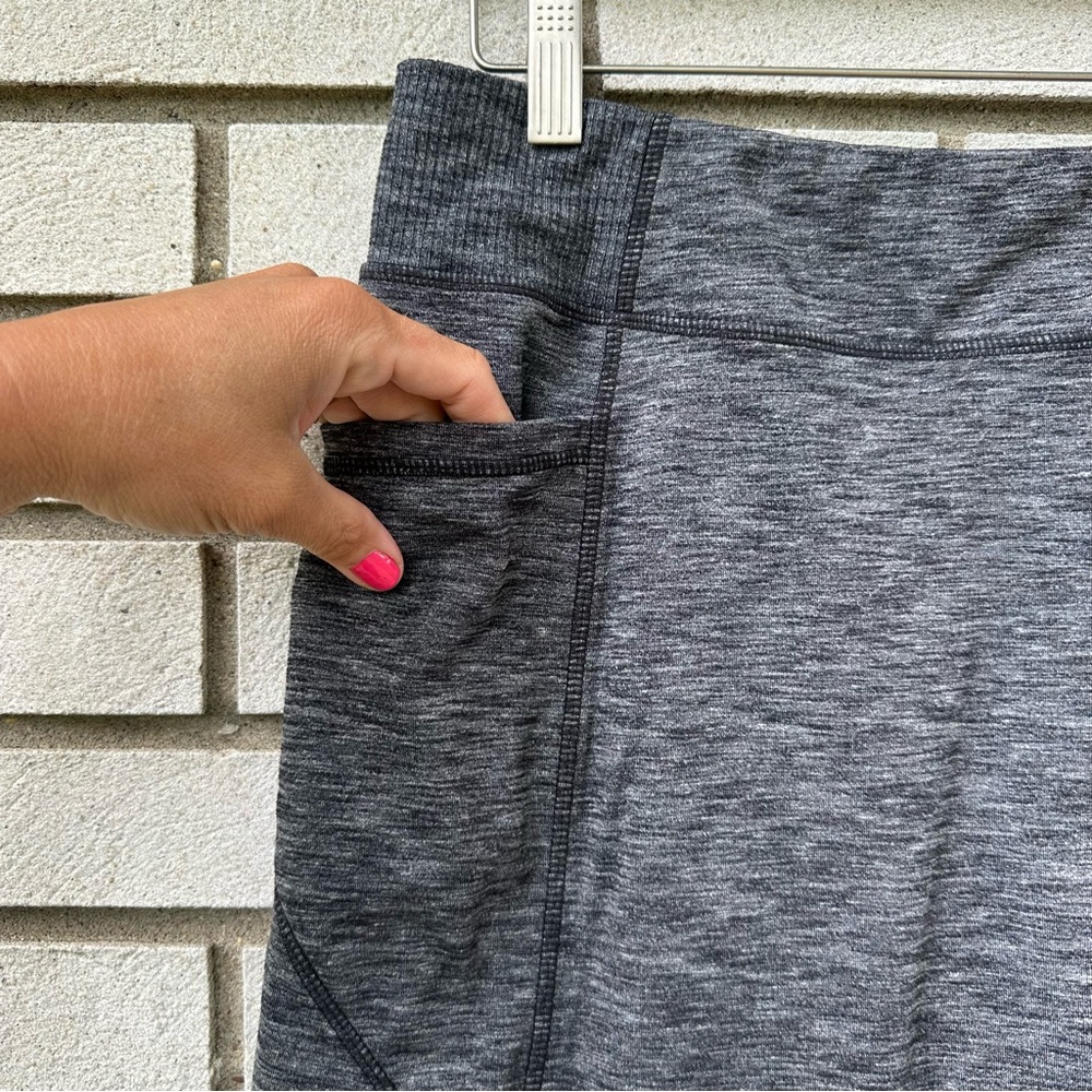 Athleta Excursion Charcoal Gray Athletic Skort M … - image 4